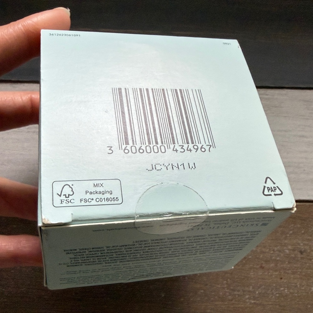 SkinCeuticals Triple Lipid Restore 2:4:2 Cream - Light Aqua - Picture 2 of 7